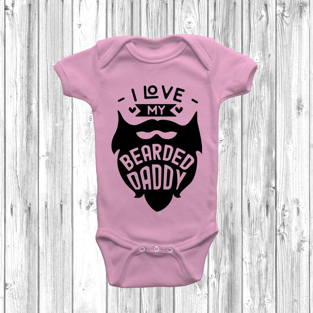Get trendy with I Love My Bearded Daddy Baby Grow - Baby Grow available at DizzyKitten. Grab yours for £8.45 today!