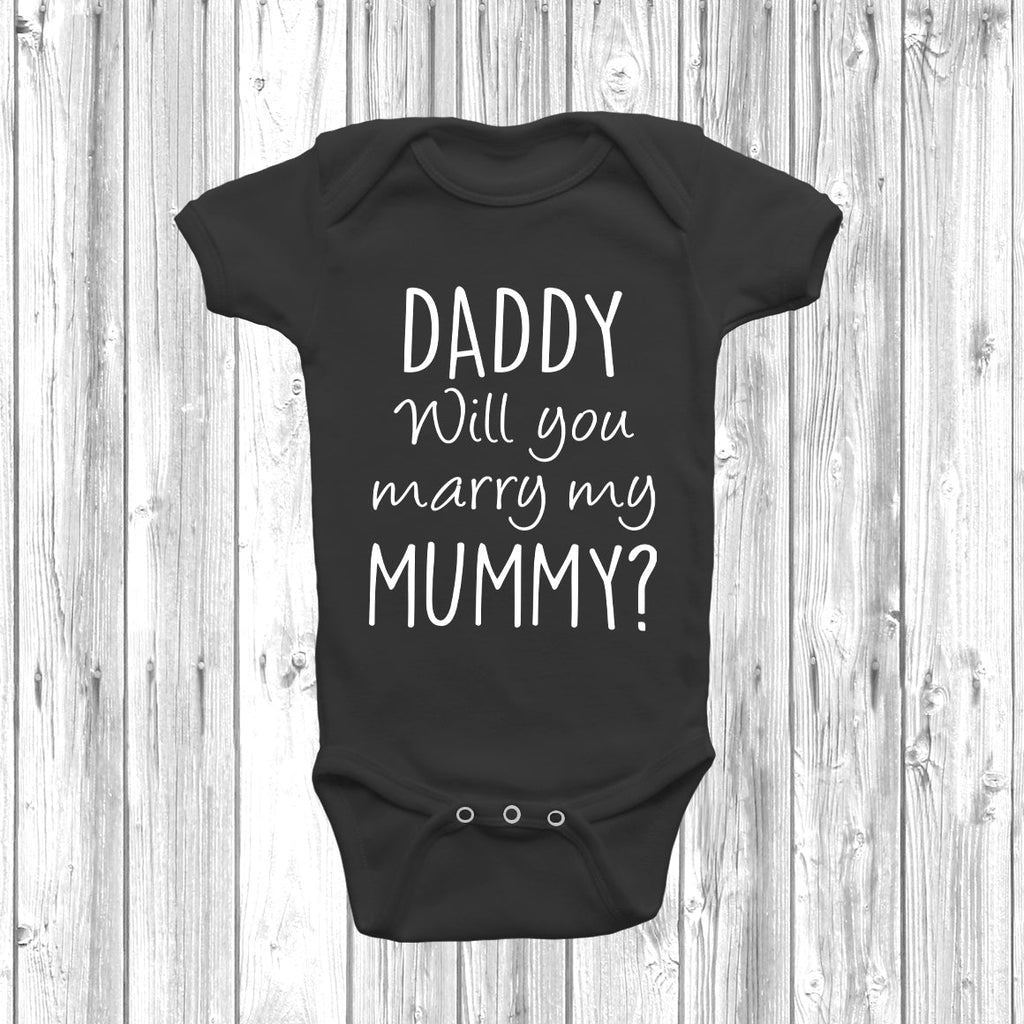 Get trendy with Daddy Will You Marry My Mummy Baby Grow - Baby Grow available at DizzyKitten. Grab yours for £7.95 today!