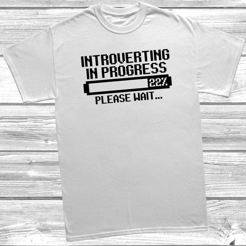 Humorous cotton tee worn casually for solo days