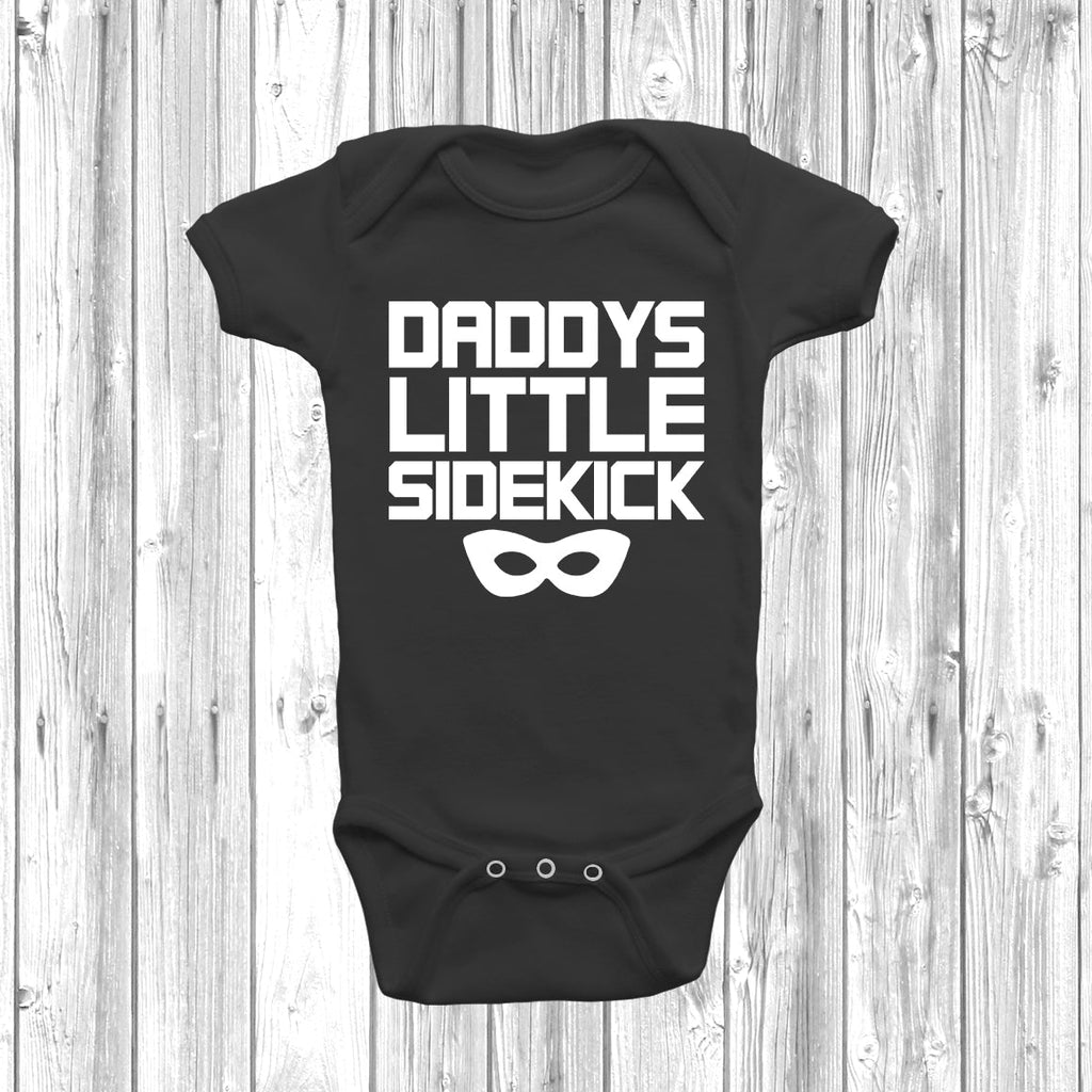 Get trendy with Daddys Little Sidekick Baby Grow - Baby Grow available at DizzyKitten. Grab yours for £7.49 today!