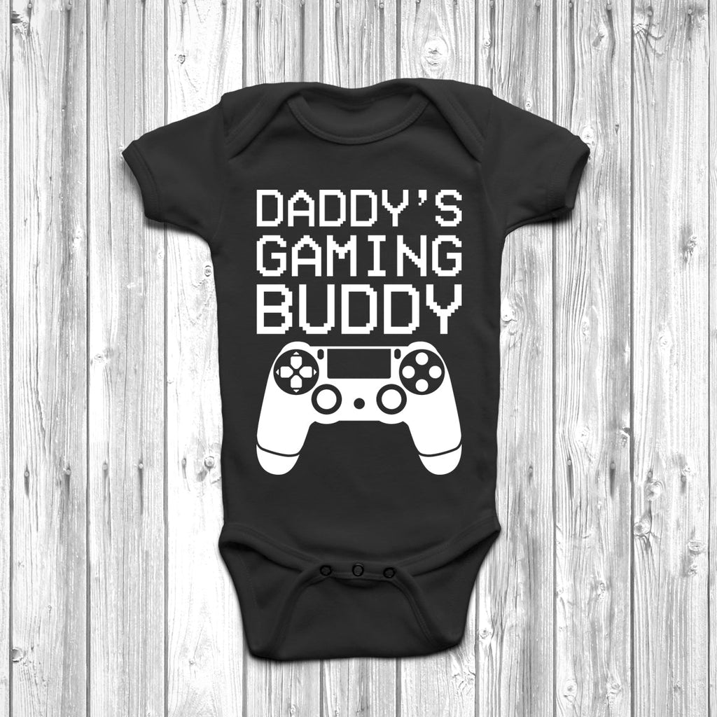 Get trendy with Daddy's Gaming Buddy Baby Grow - Baby Grow available at DizzyKitten. Grab yours for £7.95 today!