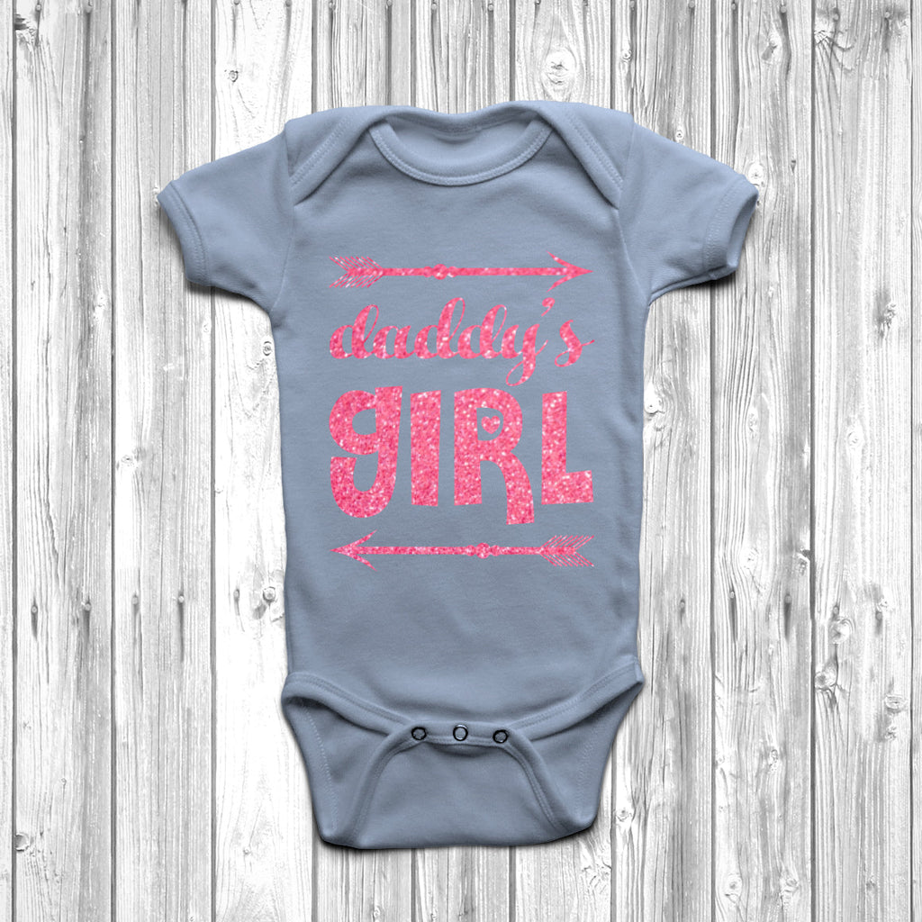 Get trendy with Daddy's Girl Baby Grow - Baby Grow available at DizzyKitten. Grab yours for £9.45 today!