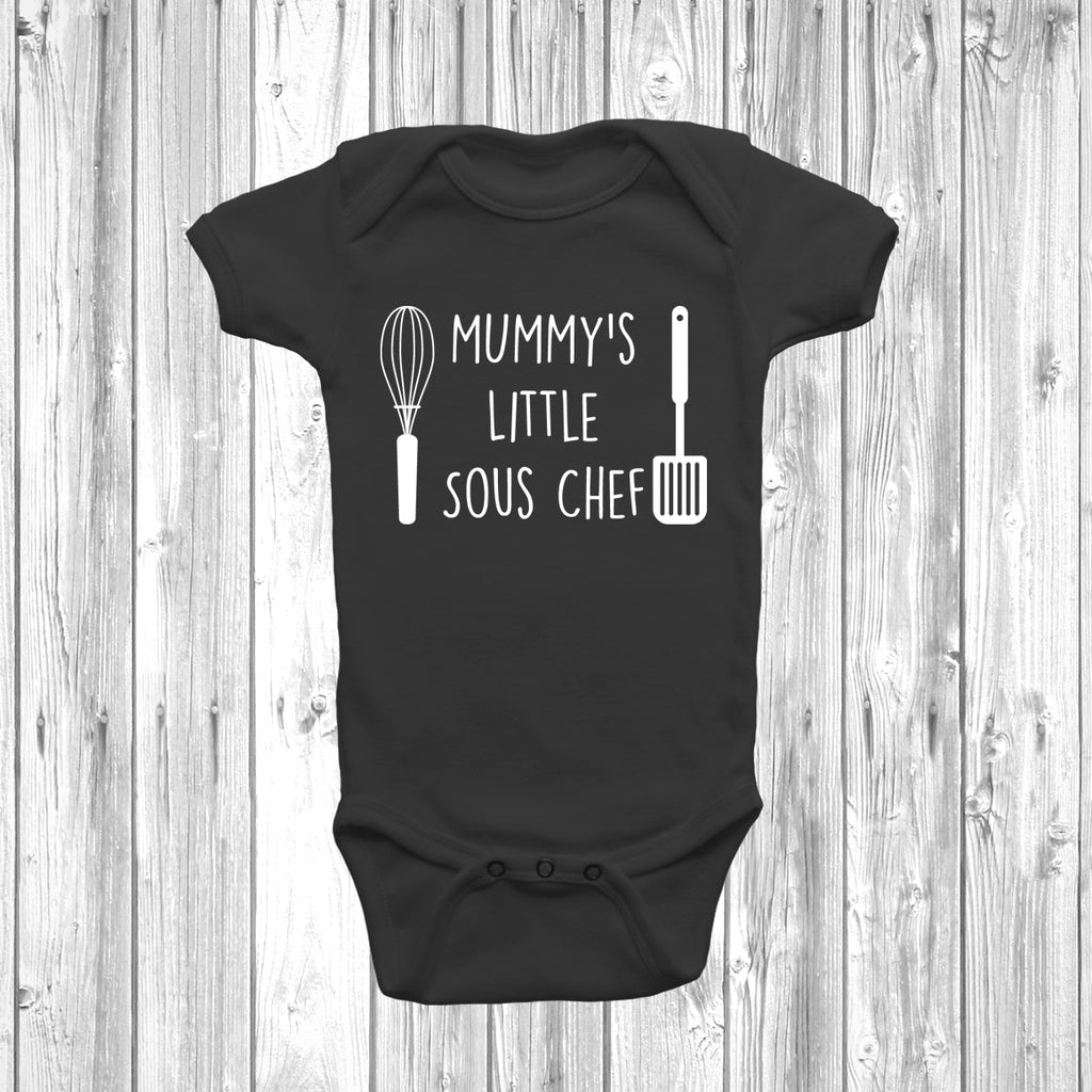 Get trendy with Mummy's Little Sous Chef Baby Grow - Baby Grow available at DizzyKitten. Grab yours for £8.45 today!